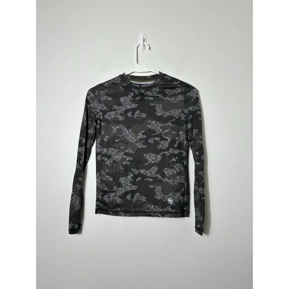 climatesmart baselayer Boys Youth M Gray Camo Lightweight Breathable Outdoor